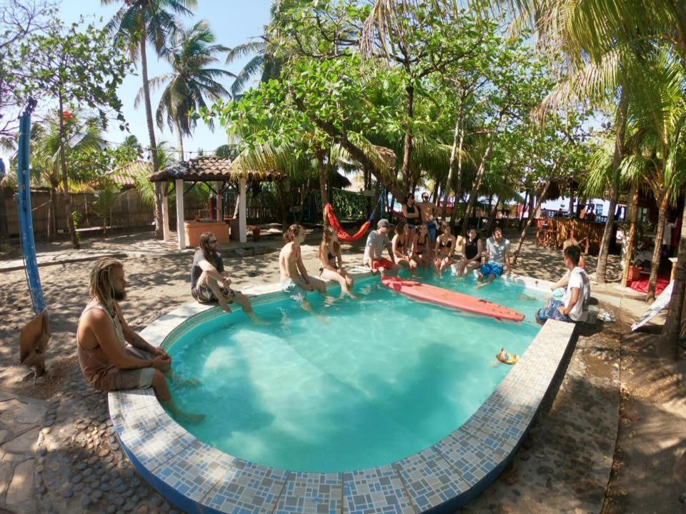 Free Spirit Hostel Transito Exterior photo